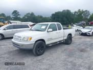 ✅ 2002 Toyota Tundra Limited • VIN: 5TBRT38102S289158 • Lot: 42921505. Listed on IAAI with 405,852 mi. Free auction sales archive from the USA and detailed vehicle history report at DreamBid. Image 2.