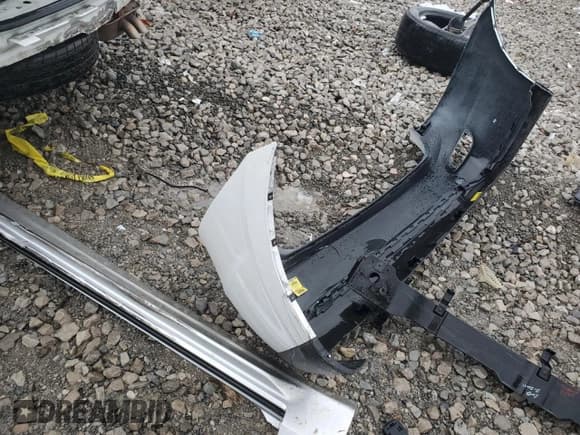 ✅ 2011 Hyundai Santa Fe GLS • VIN: 5XYZGDAB9BG006788 • Lot: 73375994. Listed on Copart with 109,770 mi. Free auction sales archive from the USA and detailed vehicle history report at DreamBid. Image 12.