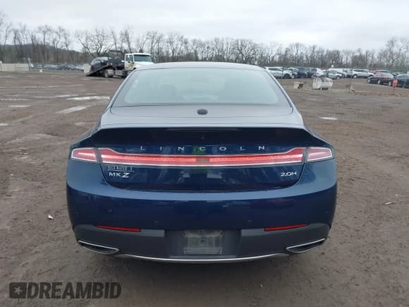 ✅ 2017 Lincoln MKZ Hybrid Select • VIN: 3LN6L5LUXHR634596 • Lot: 42017138. Wystawiony na IAAI z przebiegiem 103 195 mil. Bezpłatny archiwum sprzedaży aukcyjnych z USA i szczegółowy raport historii pojazdu na DreamBid. Zdjęcie 16.