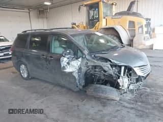 ✅ 2011 Toyota Sienna XLE • VIN: 5TDDK3DC6BS025101 • Lot: 41473796. Listed on IAAI with 211,467 mi. Free auction sales archive from the USA and detailed vehicle history report at DreamBid. Image 1.