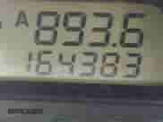 1998 Honda Accord LX z VIN 1HGCG5647WA155553, wystawiony jako IAAI lot #43586050 z przebiegiem 164 383 mil mil oraz . Historia ofert i sprzedaży dostępna na DreamBid. Obrazek 13.