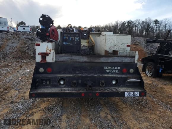 ✅ 2009 Ford F-550 • VIN: 1FDAW56Y89EA96033 • Лот: 53862185. Опубликован ранее на Copart с пробегом 78 512 миль. Бесплатный доступ к архиву аукционных продаж из США и подробный отчёт об истории автомобиля на DreamBid. Изображение 6.