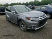 ✅ 2018 Mitsubishi Outlander SE • VIN: JA4AD3A36JZ016908 • Lot: 58906535. Wystawiony na Copart z przebiegiem 175 094 mil. Bezpłatny archiwum sprzedaży aukcyjnych z USA i szczegółowy raport historii pojazdu na DreamBid. Zdjęcie 14.