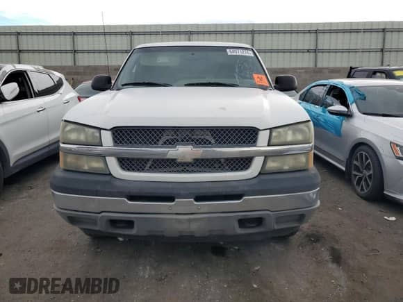 ✅ 2005 Chevrolet Silverado 1500 LS • VIN: 1GCEK19V85Z117154 • Lot: 64971274. Wystawiony na Copart z przebiegiem Nie podano mil. Skorzystaj z bezpłatnego archiwum sprzedaży aukcyjnych z USA i zobacz szczegółowy raport historii pojazdu na DreamBid. Zdjęcie 5.