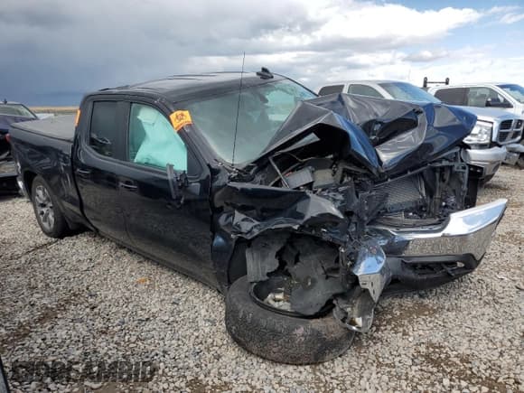 ✅ 2021 Chevrolet Silverado 1500 LT • VIN: 1GCRYJEK0MZ442150 • Lot: 69899544. Wystawiony na Copart z przebiegiem 27 499 mil. Bezpłatny archiwum sprzedaży aukcyjnych z USA i szczegółowy raport historii pojazdu na DreamBid. Zdjęcie 4.