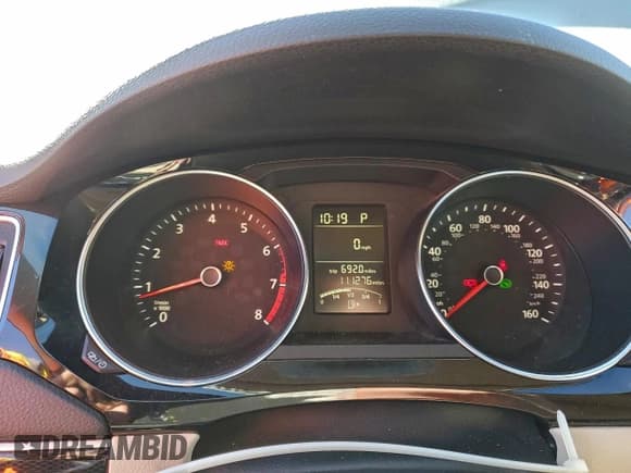 ✅ 2015 Volkswagen Jetta SEL • VIN: 3VWL07AJ2FM318069 • Лот: 94807905. Опубликован ранее на Copart с пробегом 111 276 миль. Бесплатный доступ к архиву аукционных продаж из США и подробный отчёт об истории автомобиля на DreamBid. Изображение 9.