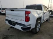 ✅ 2020 Chevrolet Silverado 1500 RST • VIN: 3GCPWDET0LG435690 • Lot: 75741874. Wystawiony na Copart z przebiegiem 48 581 mil. Bezpłatny archiwum sprzedaży aukcyjnych z USA i szczegółowy raport historii pojazdu na DreamBid. Zdjęcie 3.