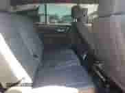 2023 Chevrolet Tahoe Commercial z VIN 1GNSKLED8PR336475, wystawiony jako Copart lot #71785115 z przebiegiem 31 865 mil mil oraz Szkoda całkowita • Salvage title. Historia ofert i sprzedaży dostępna na DreamBid. Obrazek 11.