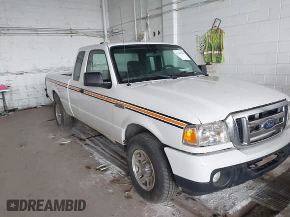 ✅ 2011 Ford Ranger XLT • VIN: 1FTLR4FE7BPA74975 • Lot: 42369981. Wystawiony na IAAI z przebiegiem 206 050 mil. Bezpłatny archiwum sprzedaży aukcyjnych z USA i szczegółowy raport historii pojazdu na DreamBid. Zdjęcie 1.