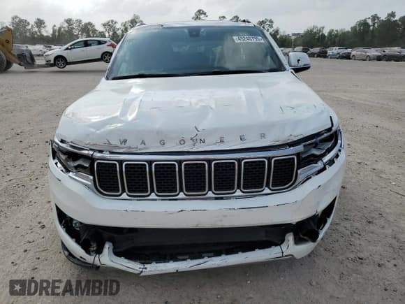 ✅ 2022 Jeep Wagoneer Series III • VIN: 1C4SJVDT0NS168563 • Лот: 45240795. Опубликован ранее на Copart с пробегом 20 388 миль. Бесплатный доступ к архиву аукционных продаж из США и подробный отчёт об истории автомобиля на DreamBid. Изображение 5.