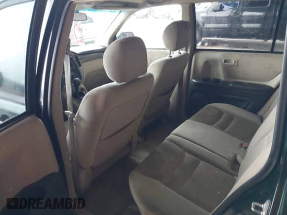2001 Toyota Highlander с VIN JTEGD21A110012161, выставлен на аукционе IAAI как лот 42479479 с пробегом 205 528 миль миль и . История ставок и продаж доступна на DreamBid. Изображение 14.