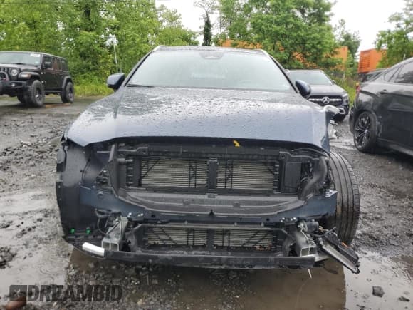 ✅ 2025 Volvo V60 Plus • VIN: YV4L12WK7S2146849 • Лот: 60498635. Опубликован ранее на Copart с пробегом 11 527 миль. Бесплатный доступ к архиву аукционных продаж из США и подробный отчёт об истории автомобиля на DreamBid. Изображение 5.