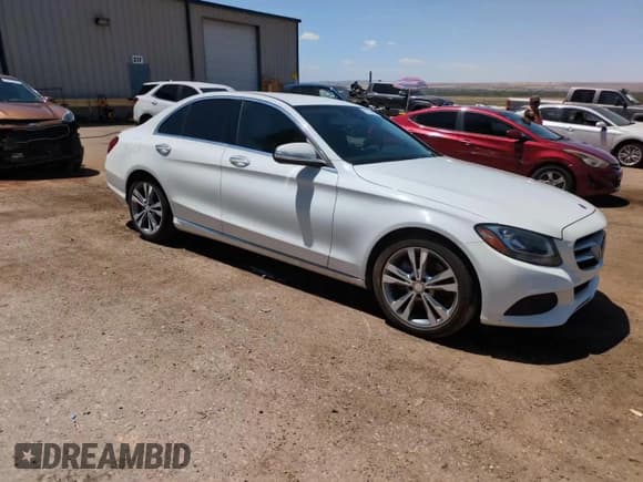 ✅ 2015 Mercedes-Benz C 300 • VIN: 55SWF4JB3FU076014 • Lot: 67374895. Listed on Copart with 89,625 mi. Free auction sales archive from the USA and detailed vehicle history report at DreamBid. Image 13.