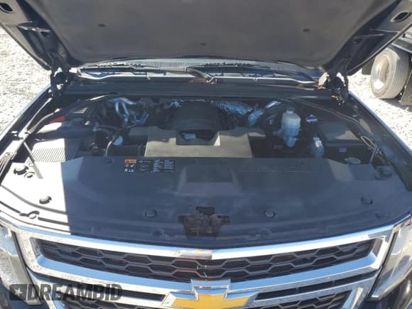 ✅ 2015 Chevrolet Suburban LT • VIN: 1GNSCJKC0FR241999 • Lot: 75596714. Wystawiony na Copart z przebiegiem 192 747 mil. Bezpłatny archiwum sprzedaży aukcyjnych z USA i szczegółowy raport historii pojazdu na DreamBid. Zdjęcie 12.