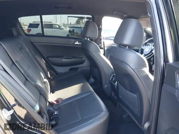 ✅ 2020 Kia Sportage S • VIN: KNDP63AC9L7634488 • Lot: 43646468. Listed on IAAI with 71,688 mi. Free auction sales archive from the USA and detailed vehicle history report at DreamBid. Image 8.