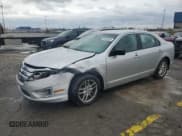 ✅ 2012 Ford Fusion S • VIN: 3FAHP0GA1CR129890 • Lot: 90588835. Wystawiony na Copart z przebiegiem 205 033 mil. Bezpłatny archiwum sprzedaży aukcyjnych z USA i szczegółowy raport historii pojazdu na DreamBid. Zdjęcie 1.