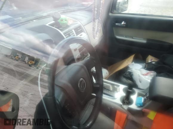 ✅ 2010 Mercury Mariner Premier • VIN: 4M2CN8HG5AKJ02277 • Lot: 53831355. Listed on Copart with Not provided. Free auction sales archive from the USA and detailed vehicle history report at DreamBid. Image 8.