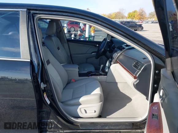 ✅ 2012 Toyota Camry XLE • VIN: 4T4BF1FK0CR171111 • Lot: 43604382. Listed on IAAI with 147,849 mi. Free auction sales archive from the USA and detailed vehicle history report at DreamBid. Image 5.