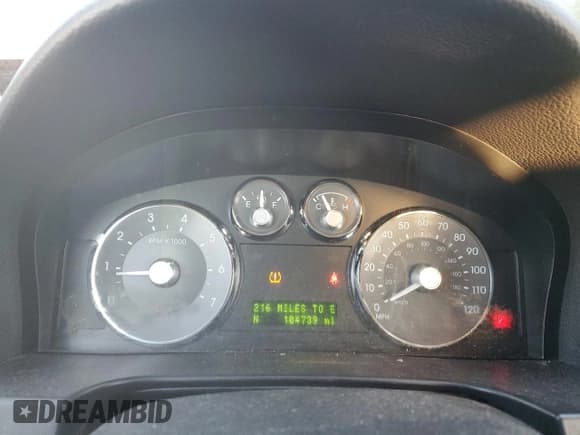 ✅ 2008 Mercury Milan Premier • VIN: 3MEHM02128R616953 • Lot: 44748375. Wystawiony na Copart z przebiegiem 104 739 mil. Bezpłatny archiwum sprzedaży aukcyjnych z USA i szczegółowy raport historii pojazdu na DreamBid. Zdjęcie 9.