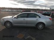 ✅ 2011 Lincoln MKZ • VIN: 3LNHL2GC9BR764708 • Лот: 43642198. Опубликован ранее на IAAI с пробегом 95 492 миль. Бесплатный доступ к архиву аукционных продаж из США и подробный отчёт об истории автомобиля на DreamBid. Изображение 14.