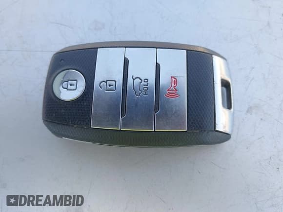 ✅ 2017 Kia Sorento EX • VIN: 5XYPH4A50HG310700 • Лот: 42620659. Опубликован ранее на IAAI с пробегом 135 297 миль. Бесплатный доступ к архиву аукционных продаж из США и подробный отчёт об истории автомобиля на DreamBid. Изображение 11.