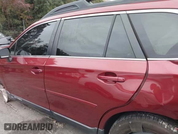 ✅ 2017 Subaru Outback Premium • VIN: 4S4BSACCXH3258952 • Lot: 43518976. Wystawiony na IAAI z przebiegiem 91 128 mil. Bezpłatny archiwum sprzedaży aukcyjnych z USA i szczegółowy raport historii pojazdu na DreamBid. Zdjęcie 14.