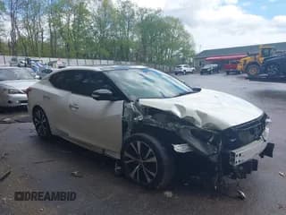 ✅ 2017 Nissan Maxima SV • VIN: 1N4AA6AP3HC434557 • Lot: 42203547. Wystawiony na IAAI z przebiegiem 121 518 mil. Bezpłatny archiwum sprzedaży aukcyjnych z USA i szczegółowy raport historii pojazdu na DreamBid. Zdjęcie 1.