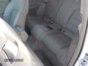 ✅ 2015 Mercedes-Benz C 250 • VIN: WDDGJ4HB6FG367998 • Lot: 43668499. Wystawiony na IAAI z przebiegiem Nie podano. Bezpłatny archiwum sprzedaży aukcyjnych z USA i szczegółowy raport historii pojazdu na DreamBid. Zdjęcie 8.