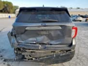 ✅ 2021 Ford Explorer • VIN: 1FMSK7BH1MGA81758 • Lot: 81932355. Wystawiony na Copart z przebiegiem 80 275 mil. Bezpłatny archiwum sprzedaży aukcyjnych z USA i szczegółowy raport historii pojazdu na DreamBid. Zdjęcie 6.