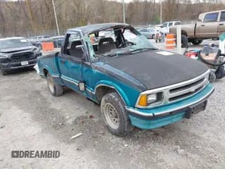 ✅ 1994 Chevrolet S-10 • VIN: 1GCCS14Z2RK136377 • Лот: 40776704. Опубликован ранее на IAAI с пробегом 191 039 миль. Бесплатный доступ к архиву аукционных продаж из США и подробный отчёт об истории автомобиля на DreamBid. Изображение 1.