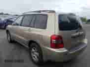 2004 Toyota Highlander с VIN JTEGD21AX40076784, выставлен на аукционе IAAI как лот 43443575 с пробегом 158 028 миль миль и . История ставок и продаж доступна на DreamBid. Изображение 3.