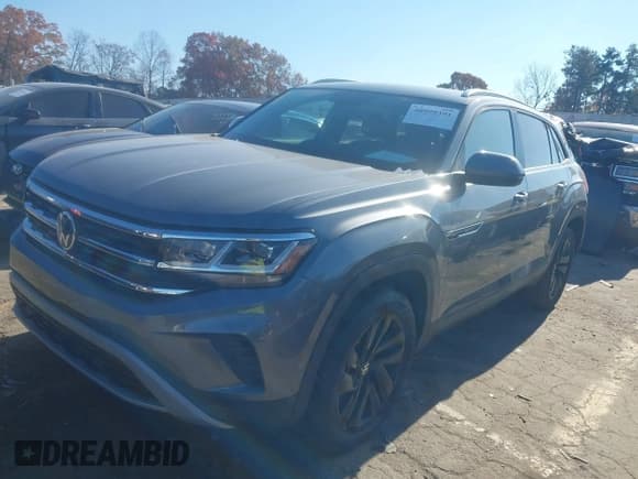 ✅ 2022 Volkswagen Atlas SE • VIN: 1V2JE2CA6NC208457 • Lot: 40999391. Wystawiony na IAAI z przebiegiem 40 409 mil. Bezpłatny archiwum sprzedaży aukcyjnych z USA i szczegółowy raport historii pojazdu na DreamBid. Zdjęcie 17.
