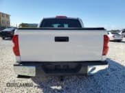 ✅ 2018 Toyota Tundra SR5 • VIN: 5TFDW5F14JX714722 • Лот: 93296795. Опубликован ранее на Copart с пробегом 102 446 миль. Бесплатный доступ к архиву аукционных продаж из США и подробный отчёт об истории автомобиля на DreamBid. Изображение 6.