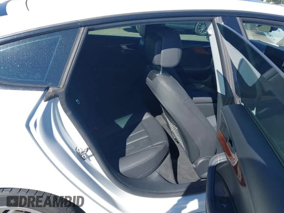 ✅ 2022 Audi A5 Sportback Premium Plus • VIN: WAUCBCF59NA004168 • Lot: 43456435. Listed on IAAI with 54,439 mi. Free auction sales archive from the USA and detailed vehicle history report at DreamBid. Image 8.