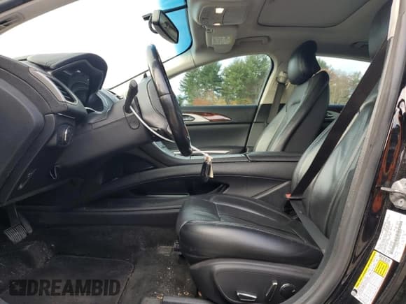 ✅ 2016 Lincoln MKZ • VIN: 3LN6L2GK8GR633629 • Lot: 92002655. Listed on Copart with 89,336 mi. Free auction sales archive from the USA and detailed vehicle history report at DreamBid. Image 7.