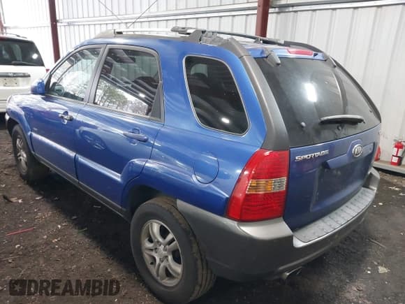 ✅ 2005 Kia Sportage LX • VIN: KNDJE723757109849 • Lot: 41505516. Listed on IAAI with 243,556 mi. Free auction sales archive from the USA and detailed vehicle history report at DreamBid. Image 3.