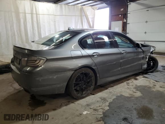 ✅ 2013 BMW 5 Series 550i xDrive • VIN: WBAFU9C56DDY71684 • Lot: 81479745. Listed on Copart with 136,257 mi. Free auction sales archive from the USA and detailed vehicle history report at DreamBid. Image 3.