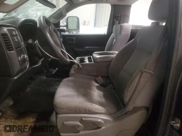 ✅ 2015 Chevrolet Silverado 2500HD Work Truck • VIN: 1GC0CUEG4FZ144952 • Lot: 51058925. Wystawiony na Copart z przebiegiem Nie podano. Bezpłatny archiwum sprzedaży aukcyjnych z USA i szczegółowy raport historii pojazdu na DreamBid. Zdjęcie 7.