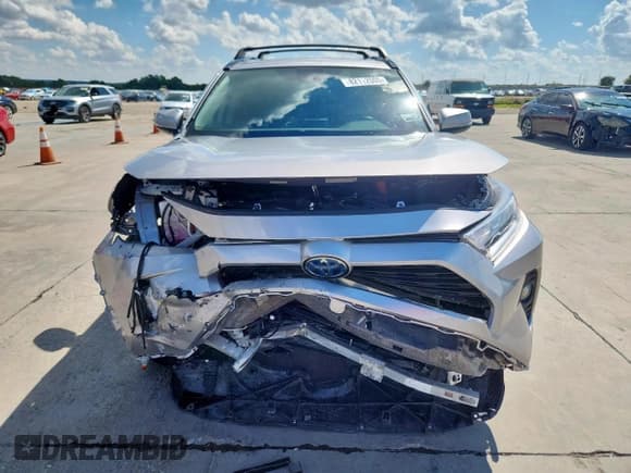 ✅ 2021 Toyota RAV4 Hybrid XLE Premium • VIN: 4T3B6RFV5MU061702 • Lot: 82112005. Wystawiony na Copart z przebiegiem 48 001 mil. Bezpłatny archiwum sprzedaży aukcyjnych z USA i szczegółowy raport historii pojazdu na DreamBid. Zdjęcie 5.