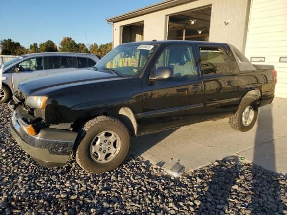 ✅ 2005 Chevrolet Avalanche LS • VIN: 3GNEC12Z65G172168 • Lot: 90460055. Listed on Copart with 190,408 mi. Free auction sales archive from the USA and detailed vehicle history report at DreamBid. Image 1.