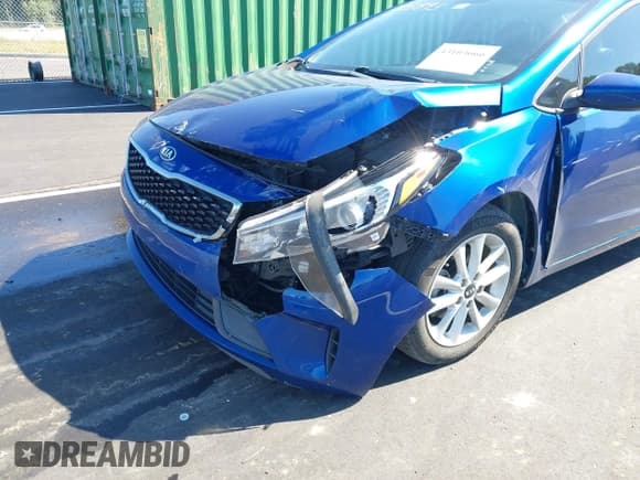 ✅ 2017 Kia Forte S • VIN: 3KPFL4A7XHE079295 • Lot: 43103666. Listed on IAAI with 65,935 mi. Free auction sales archive from the USA and detailed vehicle history report at DreamBid. Image 6.