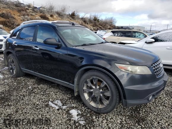 ✅ 2005 Infiniti FX • VIN: JNRBS08WX5X401372 • Лот: 48822435. Опубликован ранее на Copart с пробегом 326 128 миль. Бесплатный доступ к архиву аукционных продаж из США и подробный отчёт об истории автомобиля на DreamBid. Изображение 4.