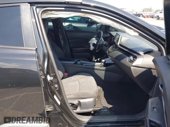 ✅ 2018 Toyota C-HR XLE • VIN: NMTKHMBX4JR011194 • Lot: 43199432. Listed on IAAI with 139,641 mi. Free auction sales archive from the USA and detailed vehicle history report at DreamBid. Image 5.