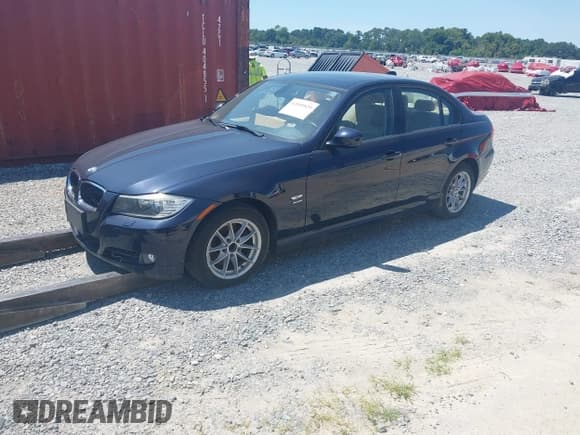 ✅ 2010 BMW 3 Series 328i xDrive • VIN: WBAPK5C52AA653581 • Lot: 42895829. Listed on IAAI with 157,553 mi. Free auction sales archive from the USA and detailed vehicle history report at DreamBid. Image 2.
