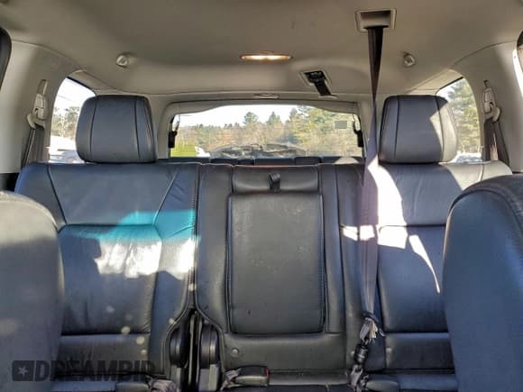 ✅ 2015 Honda Pilot EX-L • VIN: 5FNYF4H52FB003887 • Lot: 94680905. Listed on Copart with 172,770 mi. Free auction sales archive from the USA and detailed vehicle history report at DreamBid. Image 10.