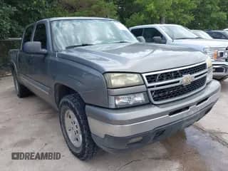 2007 Chevrolet Silverado 1500 LT1 with VIN 2GCEK13Z471115683, listed as a IAAI auction lot 42534043 with 307,147 mi miles and . Bid and sale history available at DreamBid. Image 1.