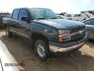 2004 Chevrolet Silverado 1500 Z71 с VIN 2GCEK13T941287232, выставлен на аукционе Copart как лот 68850734 с пробегом 151 299 миль миль и Списание • Salvage title. История ставок и продаж доступна на DreamBid. Изображение 4.