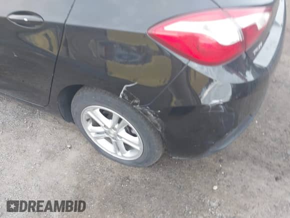 2017 Chevrolet Cruze LT с VIN 3G1BE6SM5HS605531, выставлен на аукционе IAAI как лот 43574360 с пробегом 93 996 миль миль и . История ставок и продаж доступна на DreamBid. Изображение 6.