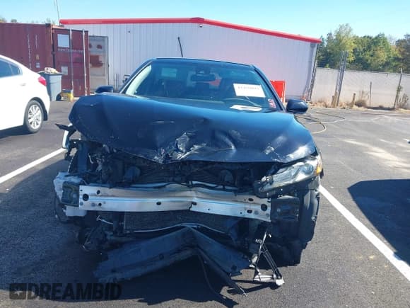 ✅ 2021 Toyota Camry XSE • VIN: 4T1K61AK9MU412621 • Lot: 43459893. Listed on IAAI with 181,705 mi. Free auction sales archive from the USA and detailed vehicle history report at DreamBid. Image 13.