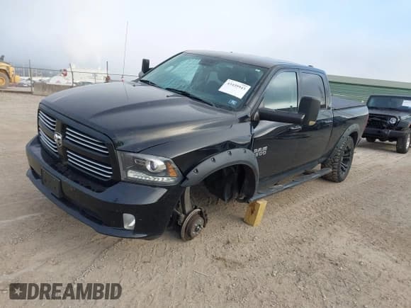 ✅ 2014 Ram 1500 Sport • VIN: 1C6RR7UT9ES341264 • Lot: 43439943. Listed on IAAI with 137,738 mi. Free auction sales archive from the USA and detailed vehicle history report at DreamBid. Image 2.